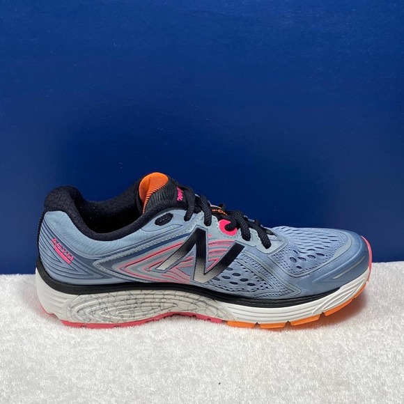New Balance‎ 860v8 Running Shoe Women’s  Sz 9.5 - Picture 6 of 8